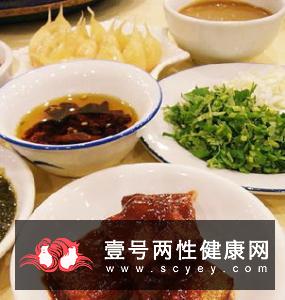 水产品海参、鲍鱼、泥鳅等都是有效的强精食物 水产品海参、鲍鱼、泥鳅等都是有效的强精食物