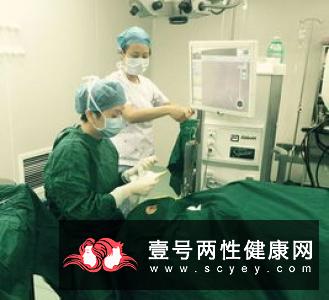 白内障的并发症主要表现在哪些方面