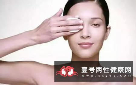 女性要关注自己的睡前保养   睡前该怎么护肤呢？
