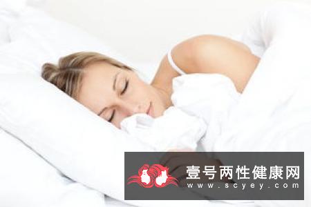 5看选出好枕头   枕头质量会影响老人睡眠