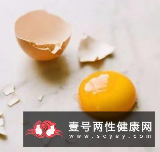 胆固醇高老人吃鸡蛋有益(1)